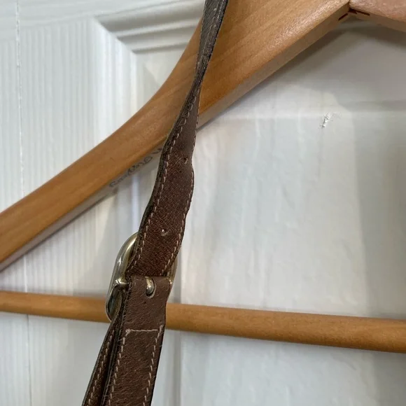 Gucci Beige and Brown GG Crossbody Bag - Picture 2 of 15